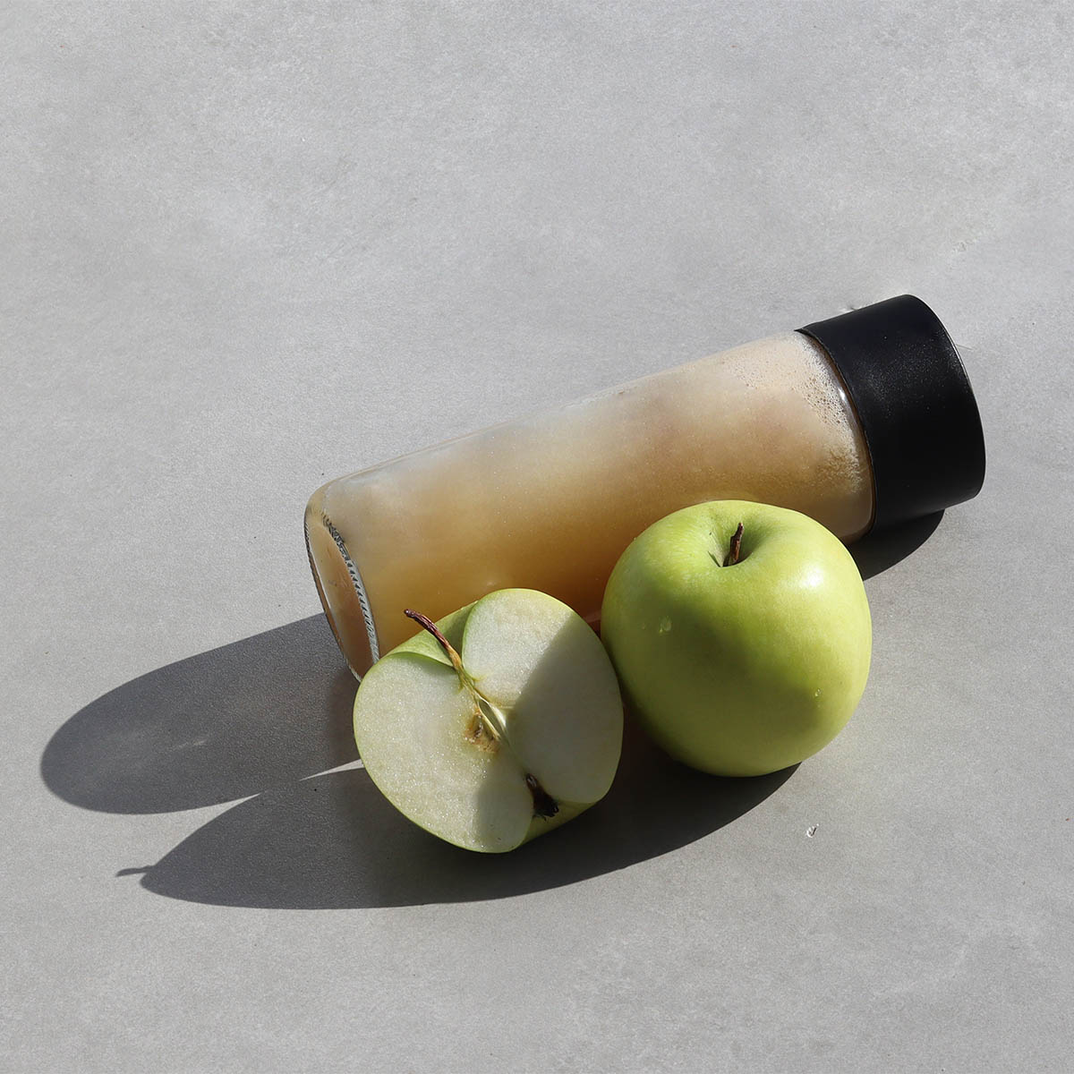 Green Apple Cold press Juice - Image 3