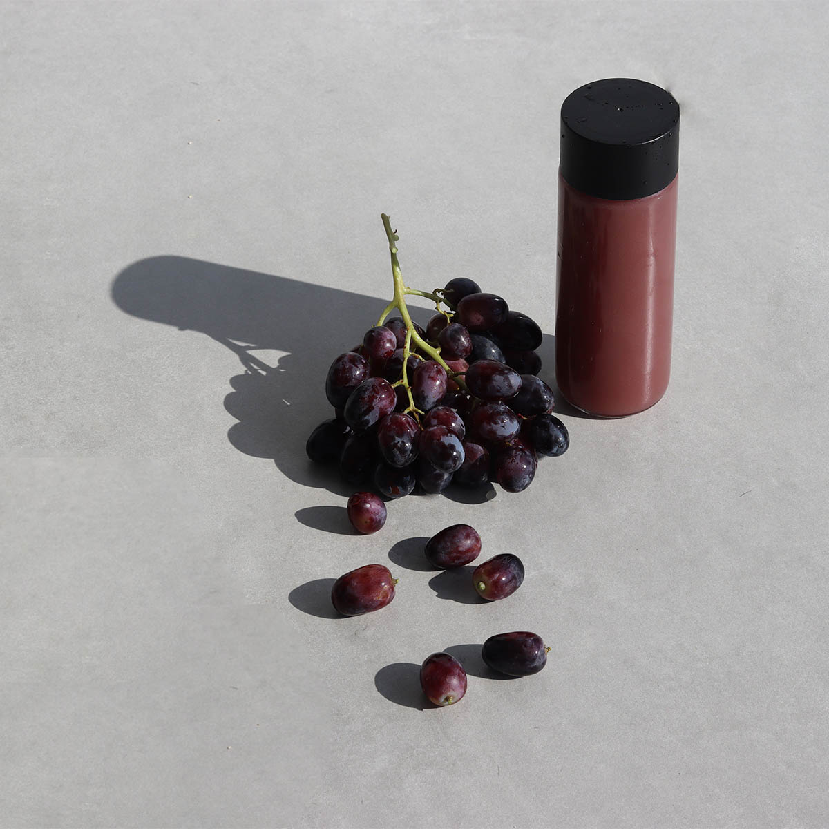 Black Grapes Cold Press Juice