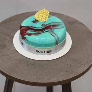 White Chocolate Glaze cake