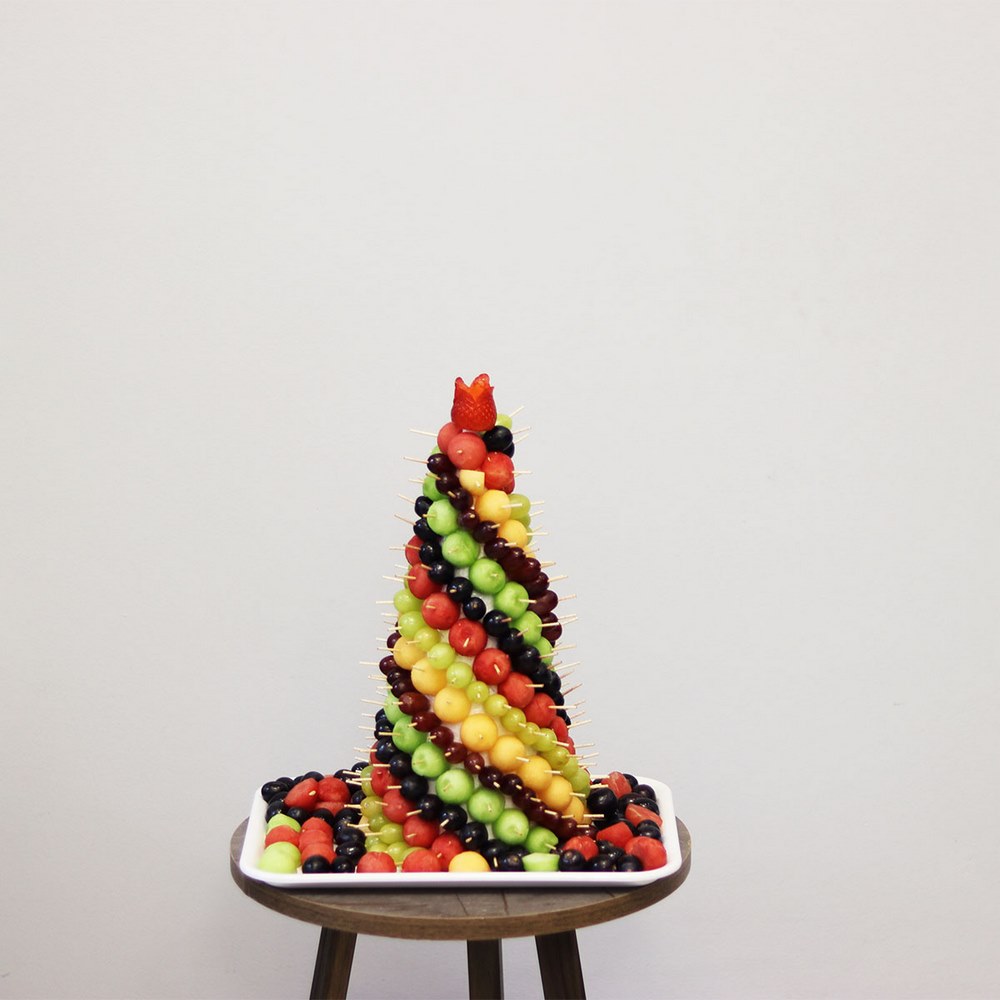 Berries and Fruits Pyramid - Image 3
