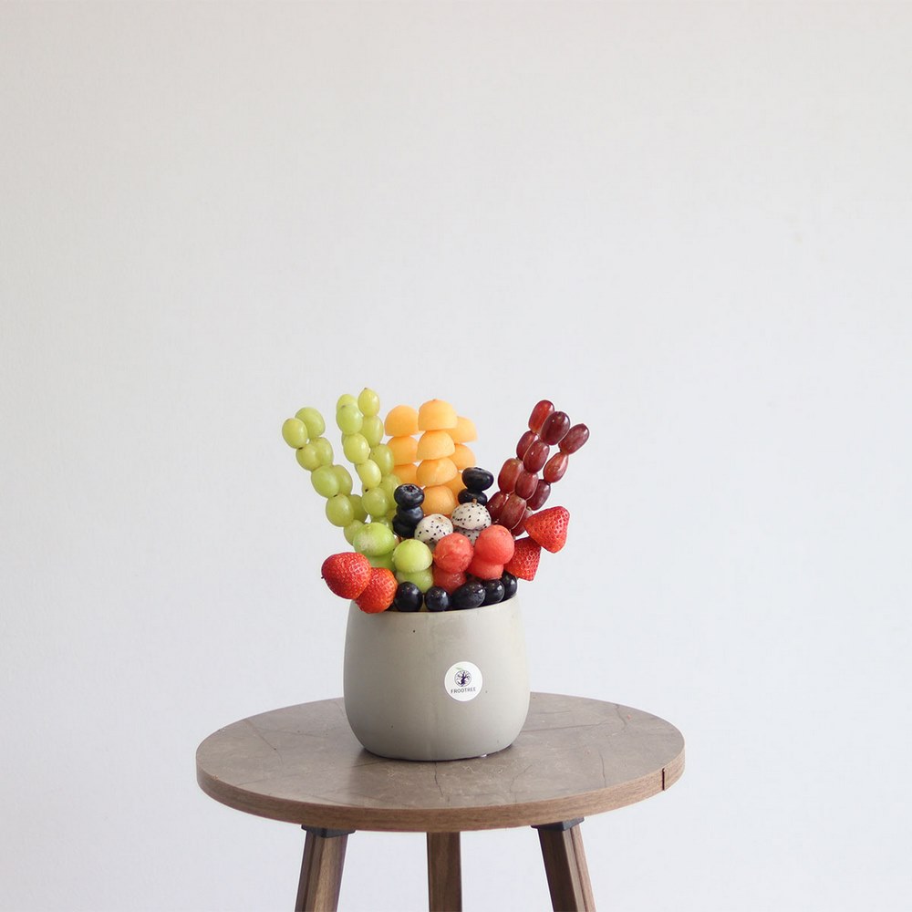 Cut Fruit Skewers Vase - Image 2