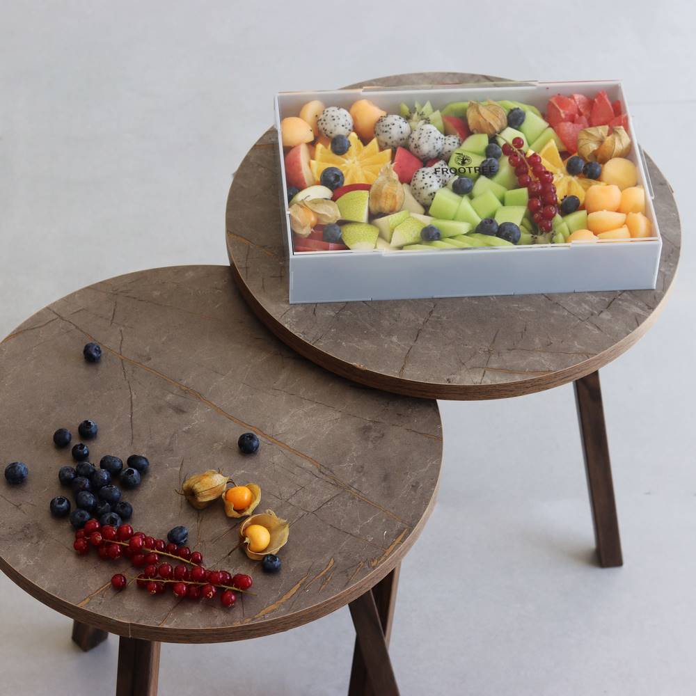 Mix Berries and Fruits Platter