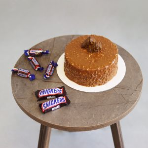 Snickers Cake