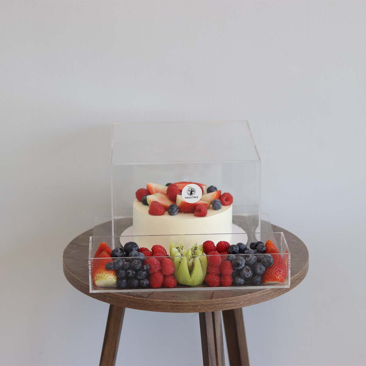 Berries Cake And Berries Box