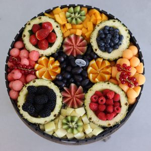 Berries in pineapple Cup Tray