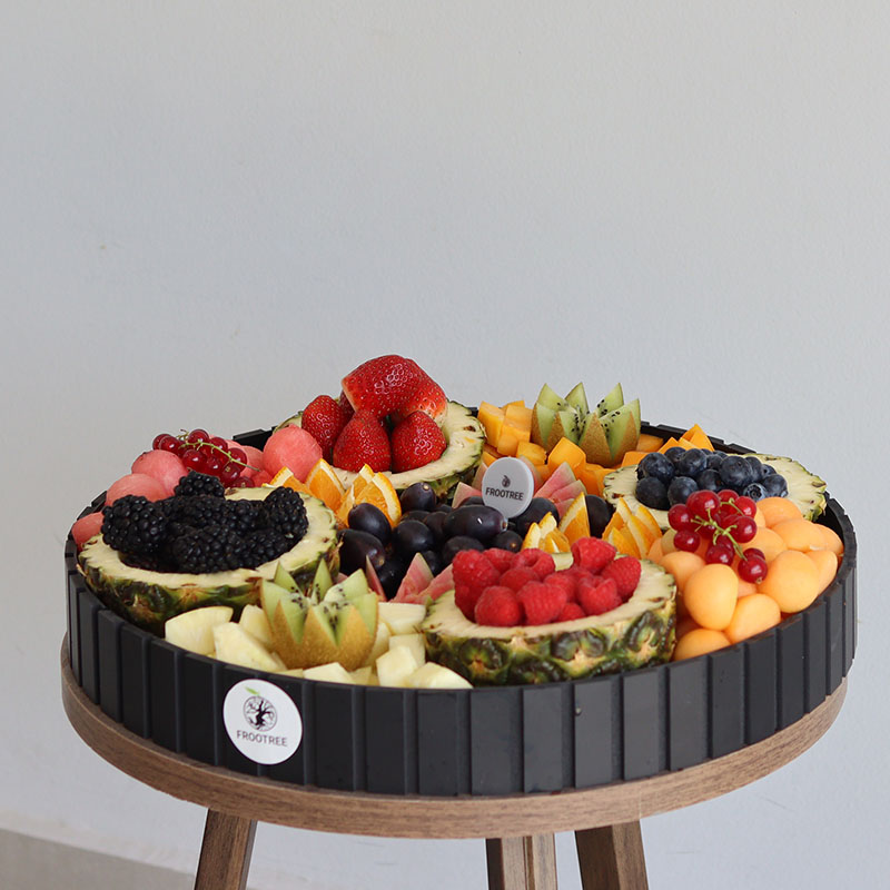 Berries in pineapple Cup Tray - Image 3