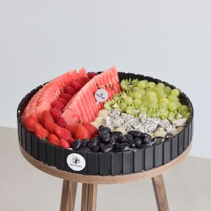 UAE Flag Cut Fruits Platter