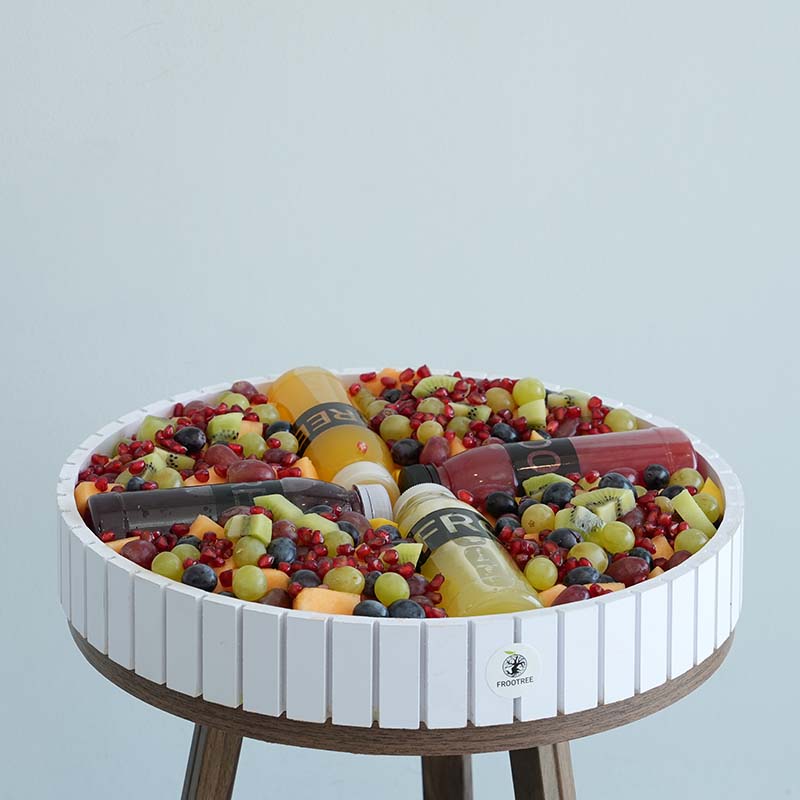 Berries and Juices Tray - Image 2