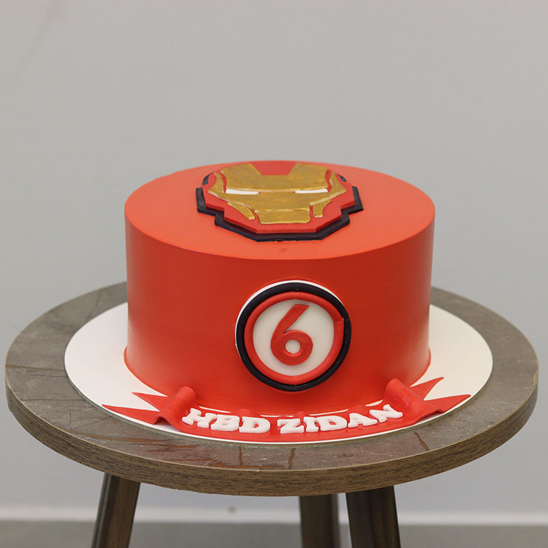 Iron Man Cake