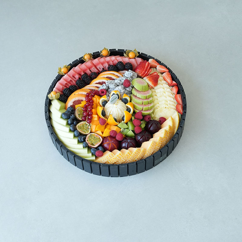 Round Slice Fruits Platter - Image 3