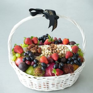 Fruits And Nuts Special Basket