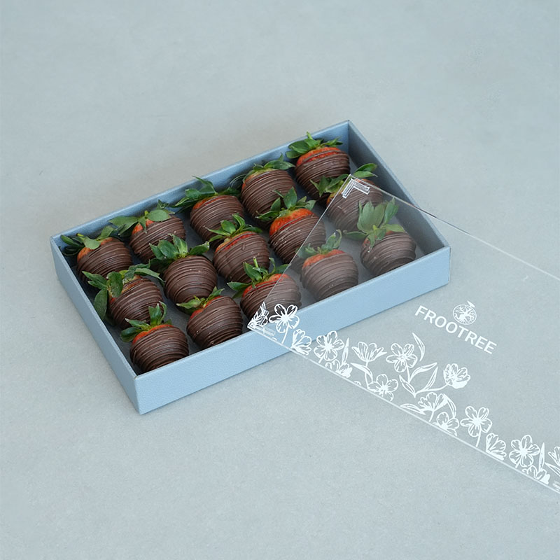 Strawberry dipped Chocolate Rectangle Tray - Image 3