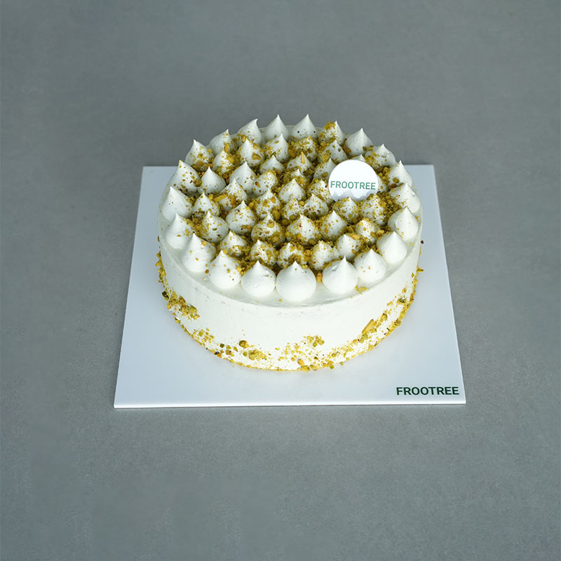 classic Pistachio Cake