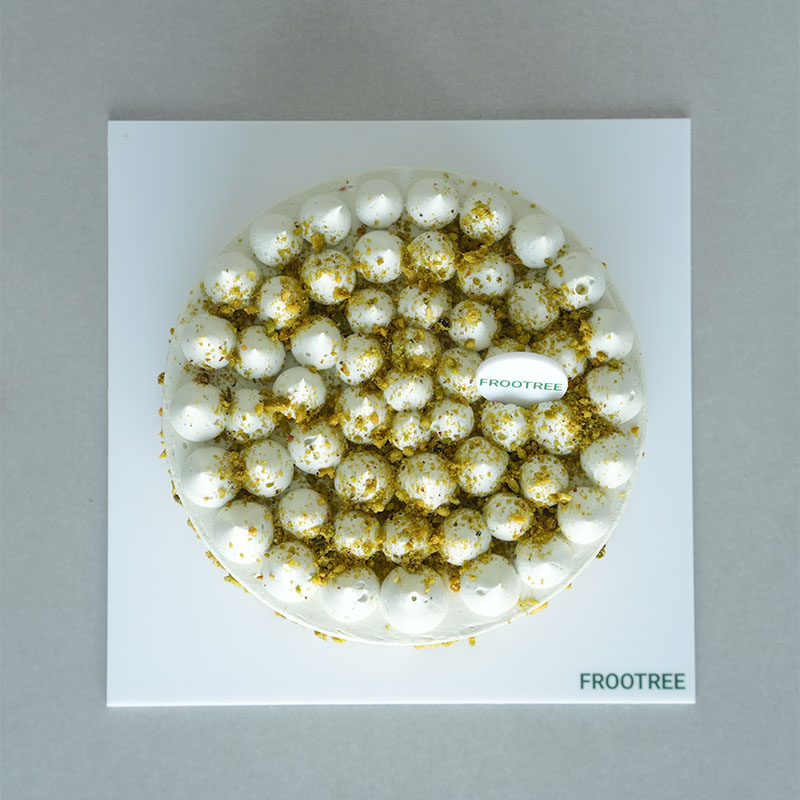 classic Pistachio Cake - Image 3